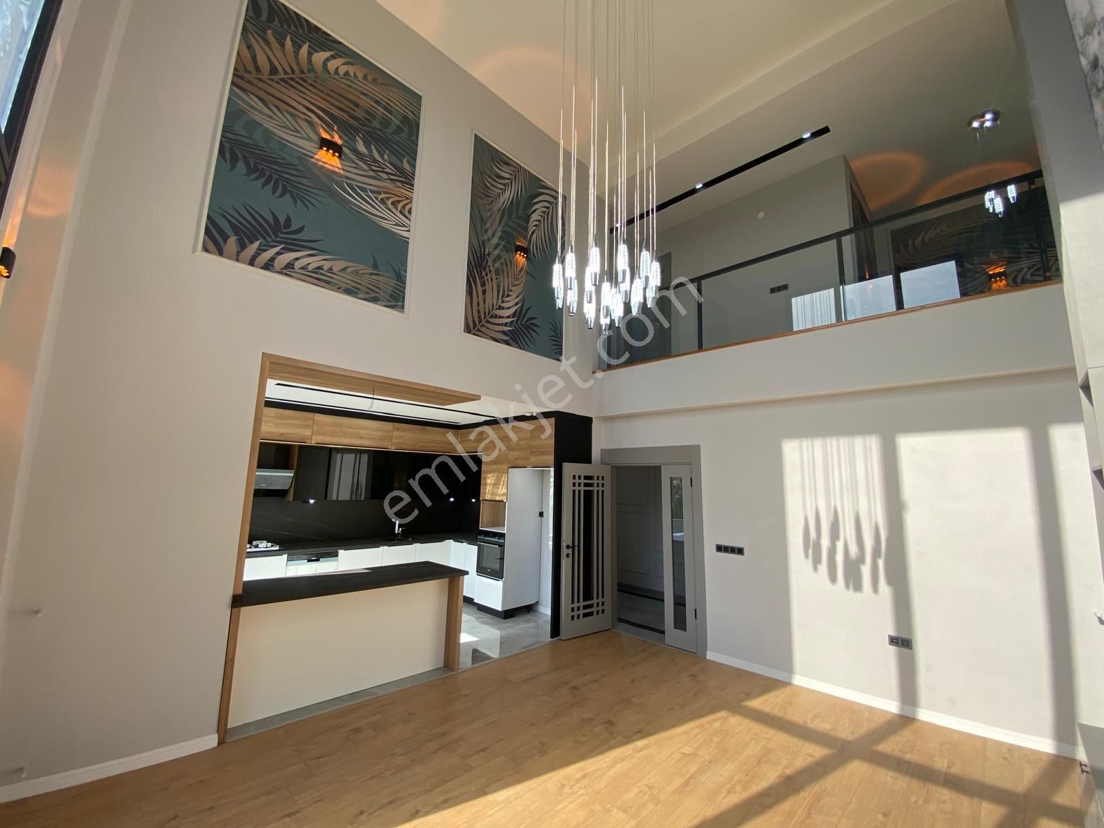 Güçlü Kardeşler Altınoluk Denize 100 Metre Ultra Lüks Villa'lar - Görsel 12