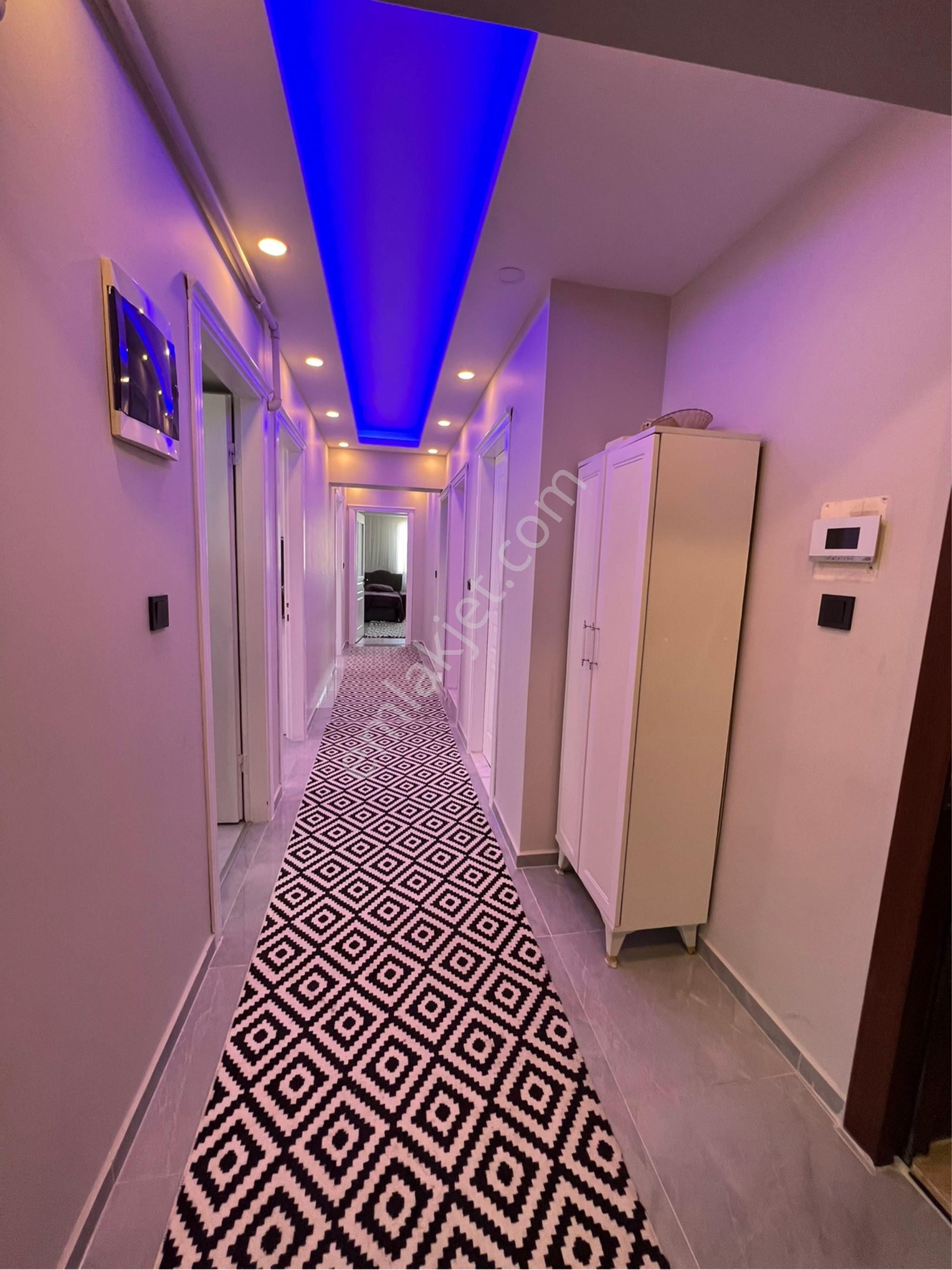 Karabağlar Bozyaka Mah Eski İzmir Cd. Üzeri 3+1 135m2 Ful Yapılı Lüks Daire - Görsel 31