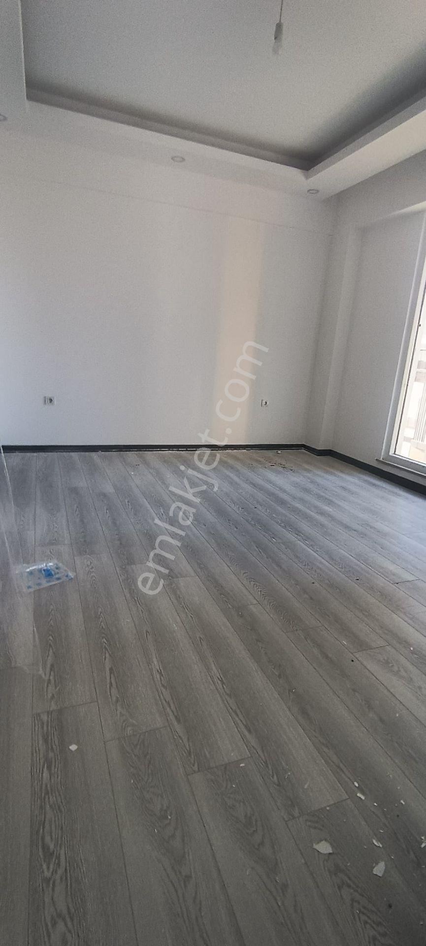 Hürriyette Ara Katta Site İçerisinde 2+1 Satılık Fırsat Daire - Görsel 9
