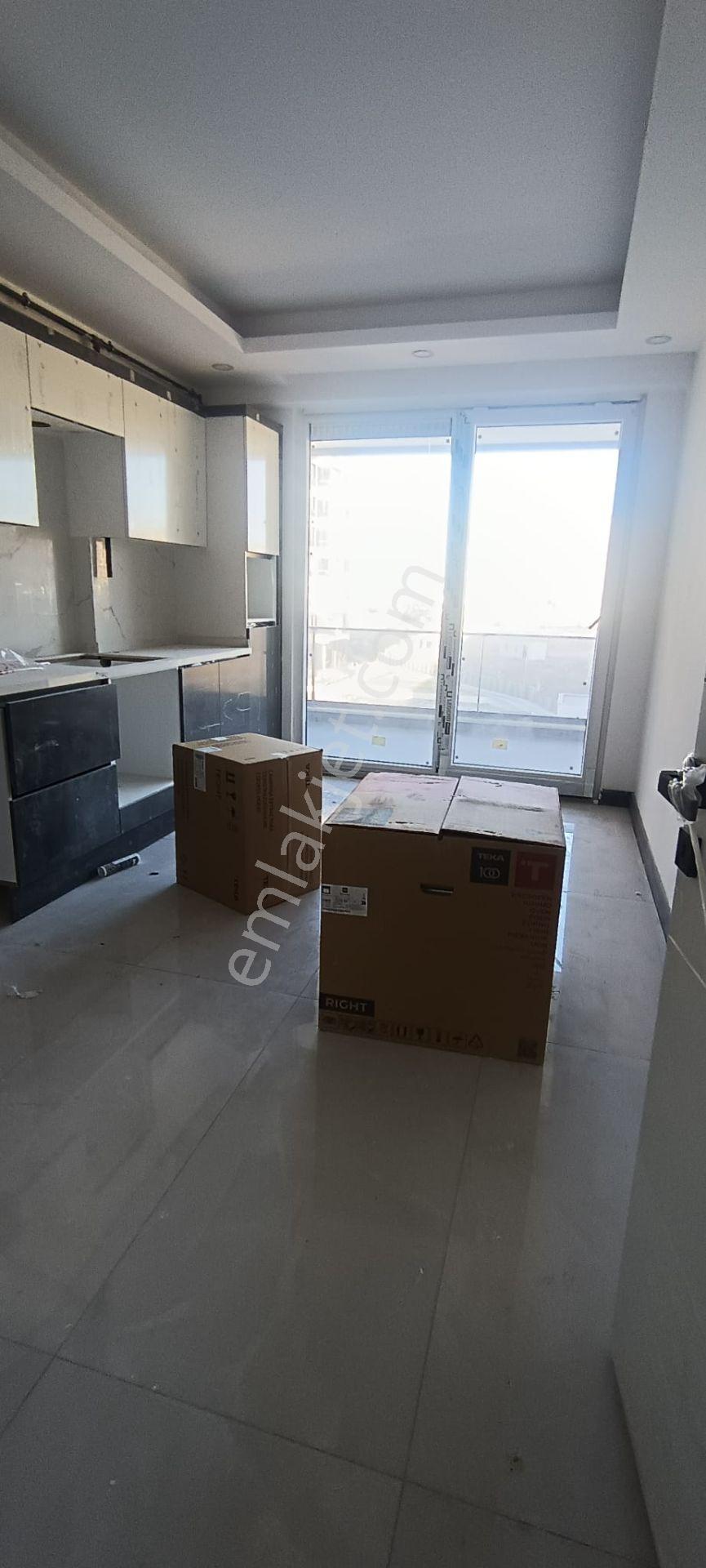 Hürriyette Ara Katta Site İçerisinde 2+1 Satılık Fırsat Daire - Görsel 2