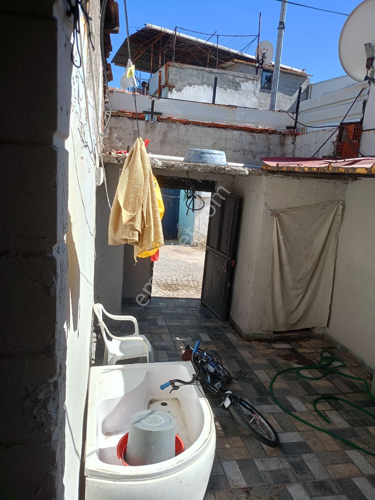 Bahçeli Müstakil Ev - Görsel 11