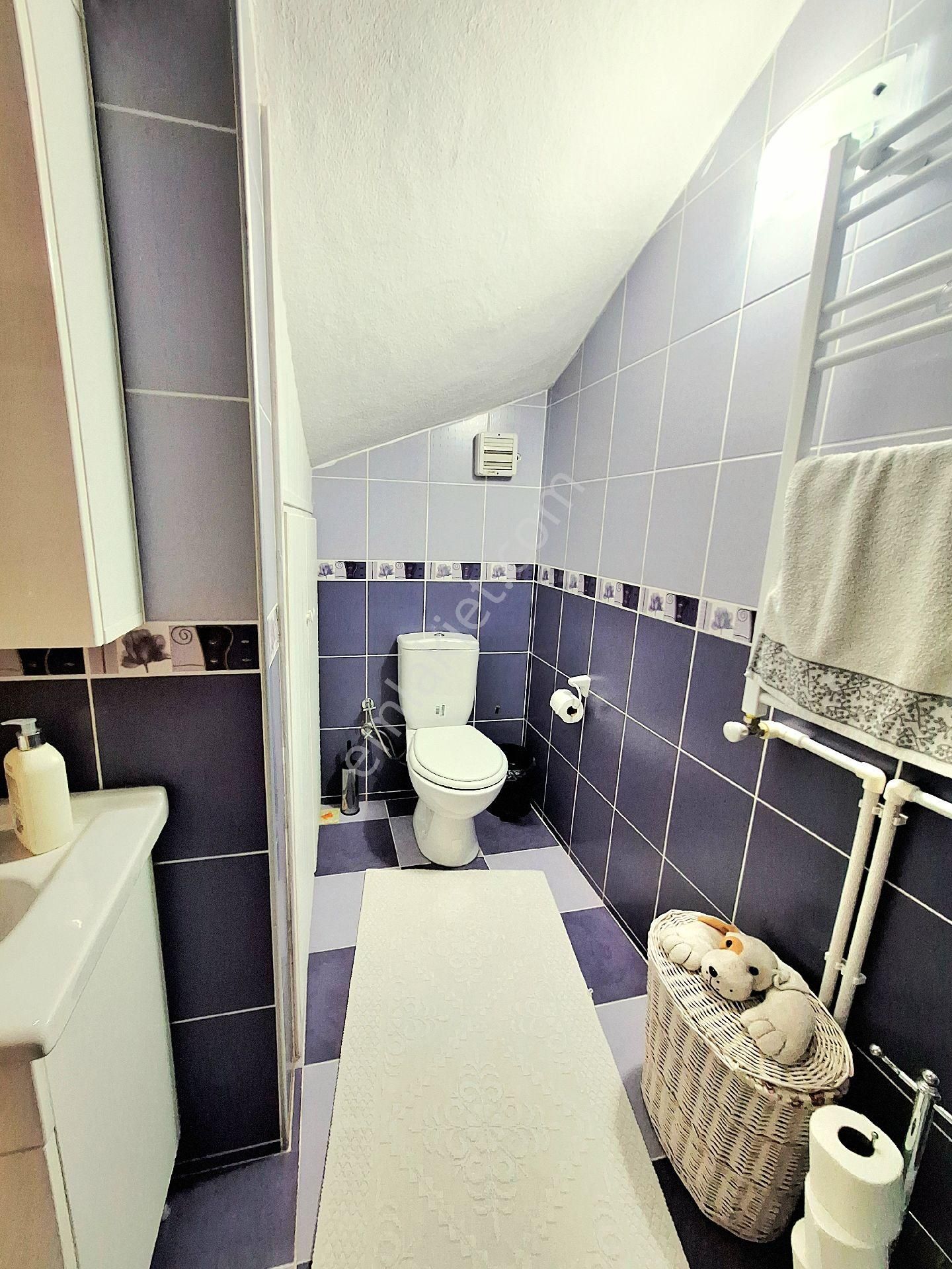 Urla Güvendik'te 375 M2 Arsa İcinde 4+1 Ayrık Nizam Villa - Görsel 24