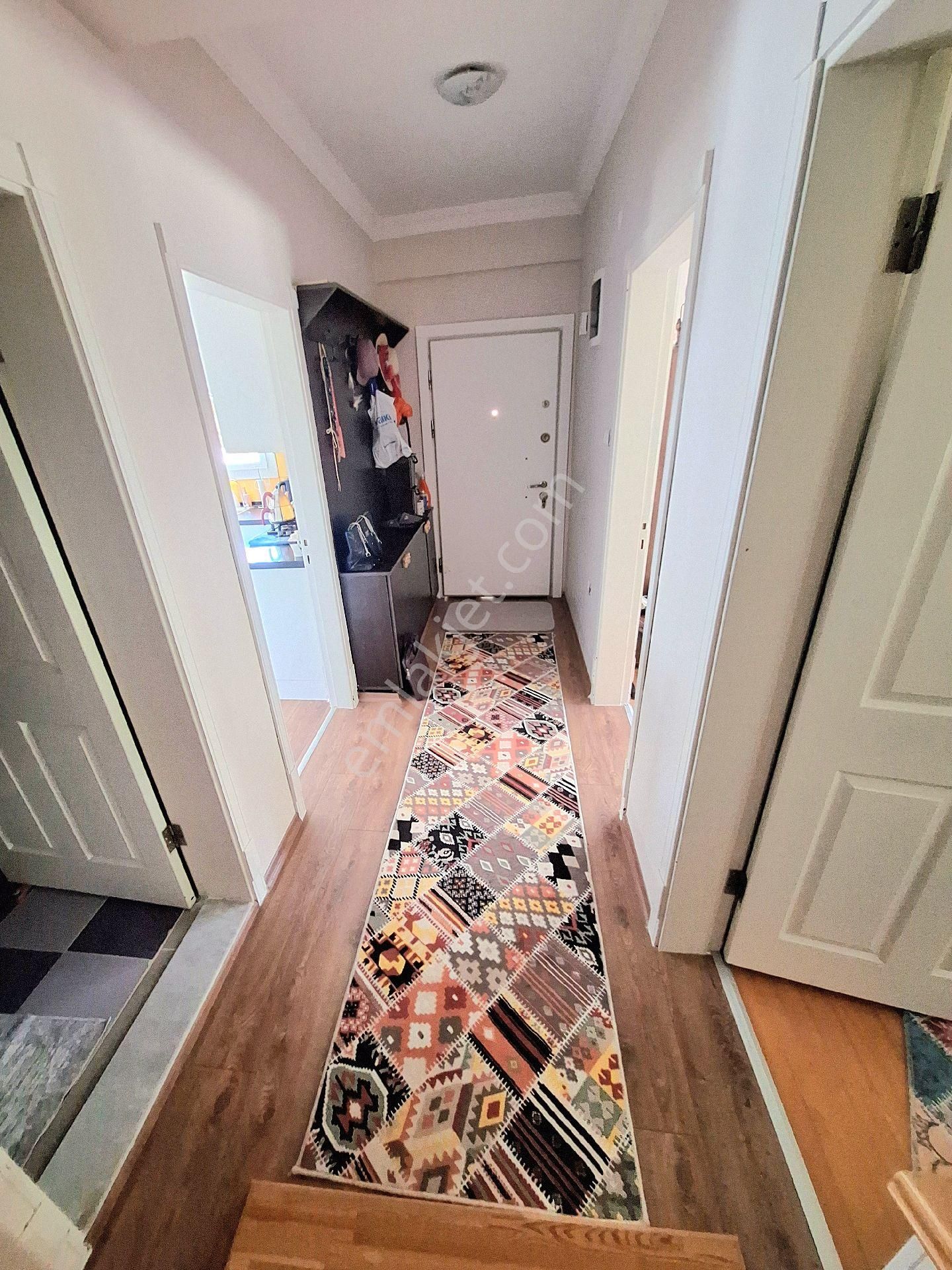 Urla Güvendik'te 375 M2 Arsa İcinde 4+1 Ayrık Nizam Villa - Görsel 15