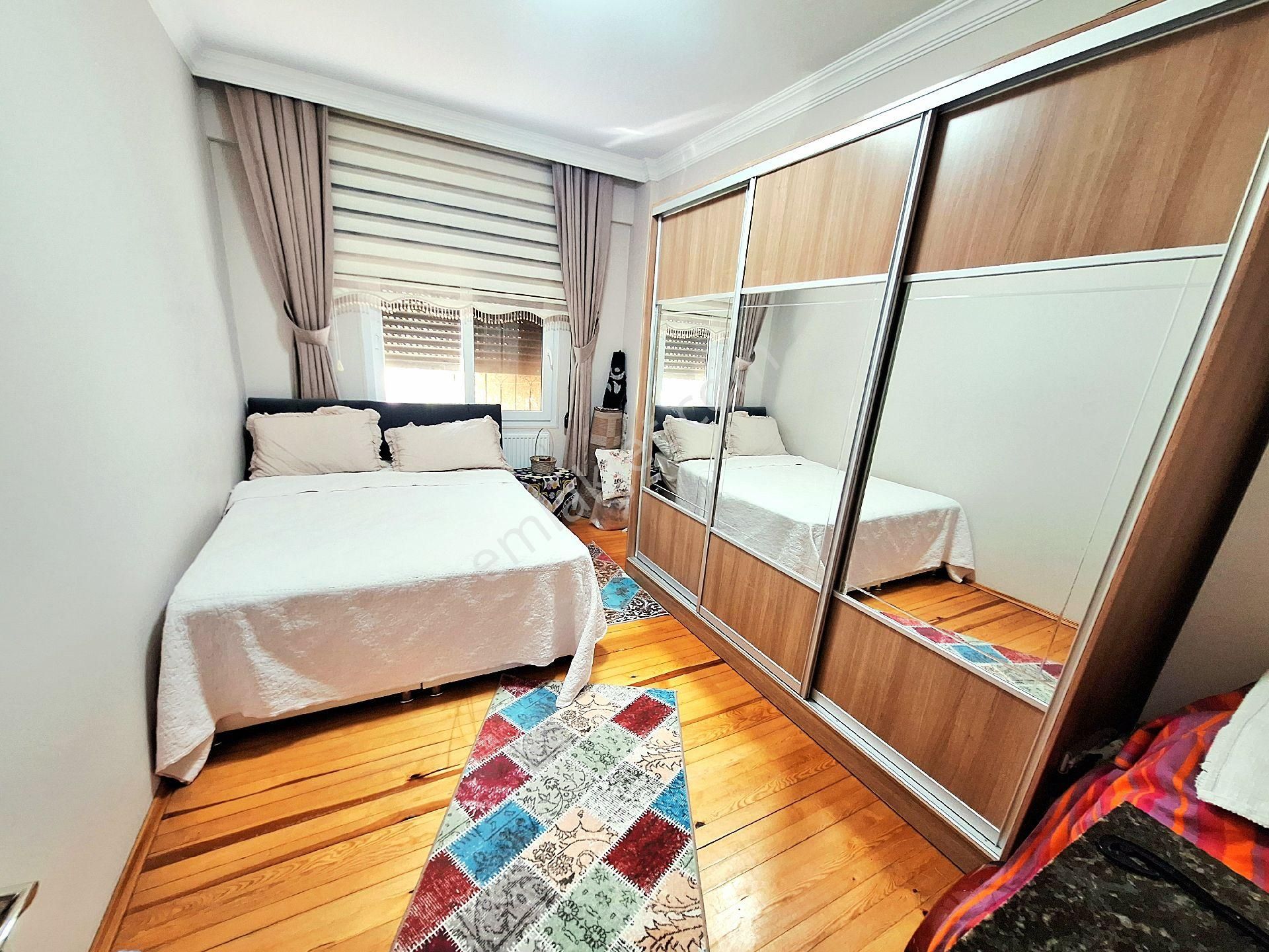 Urla Güvendik'te 375 M2 Arsa İcinde 4+1 Ayrık Nizam Villa - Görsel 28