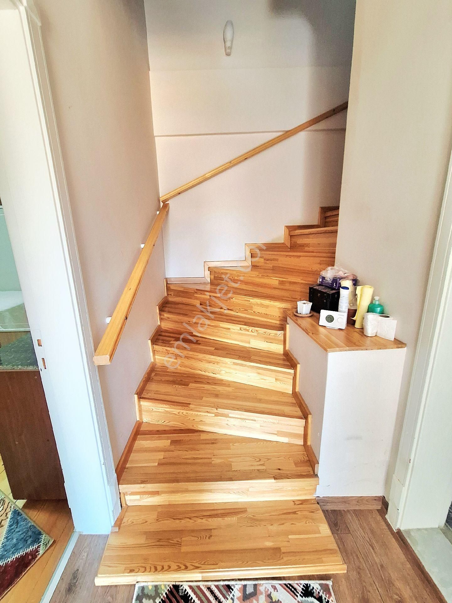 Urla Güvendik'te 375 M2 Arsa İcinde 4+1 Ayrık Nizam Villa - Görsel 25