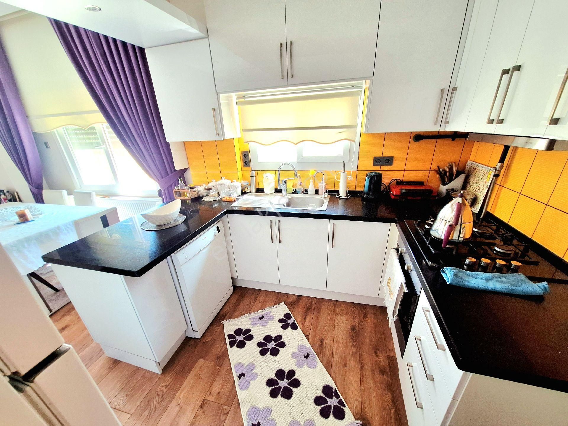 Urla Güvendik'te 375 M2 Arsa İcinde 4+1 Ayrık Nizam Villa - Görsel 31