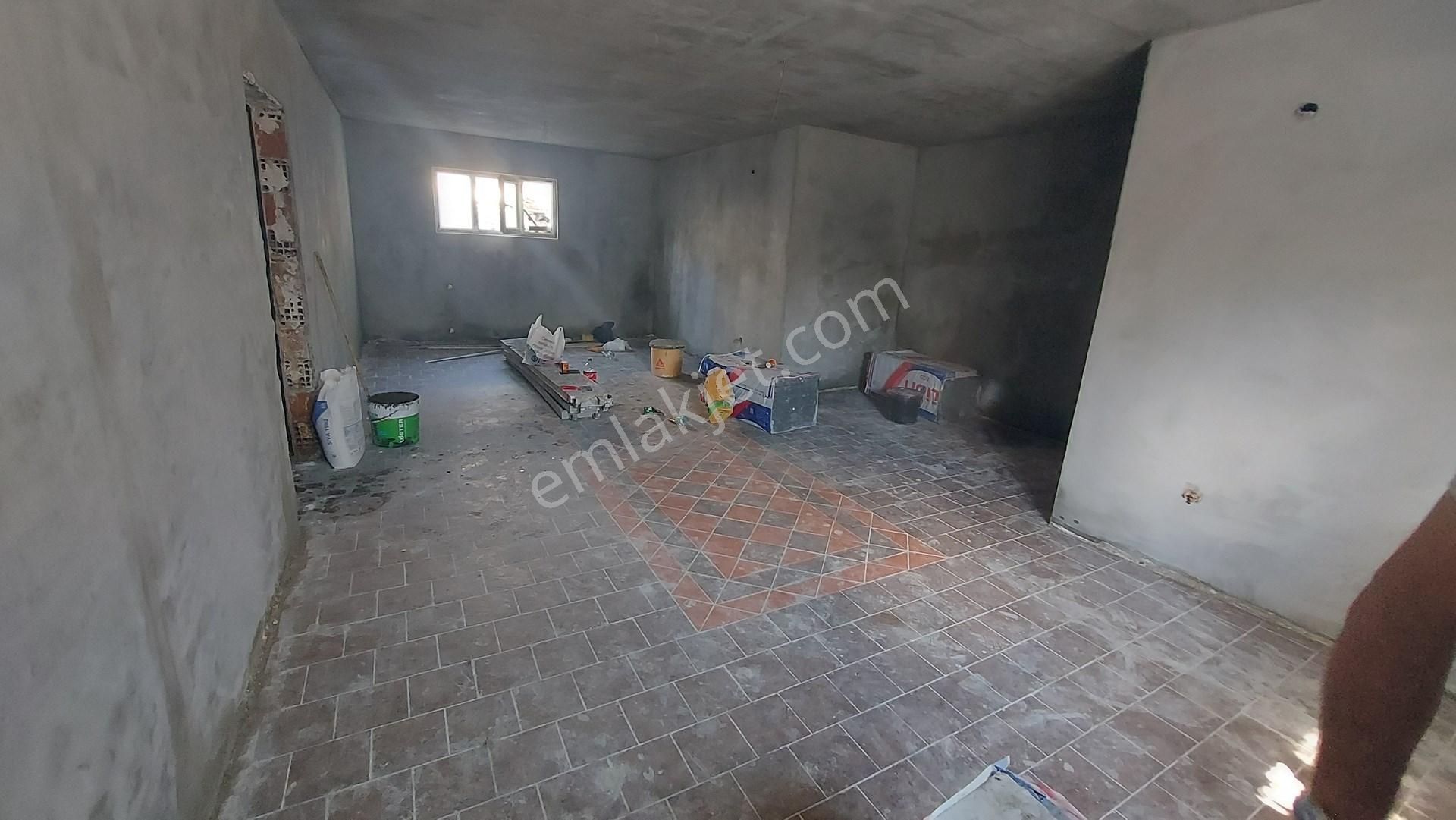 Çatalca İzzettin Mah Site İçerisinde Komple Yenilenmiş Satılık Dublex Villa - Görsel 11