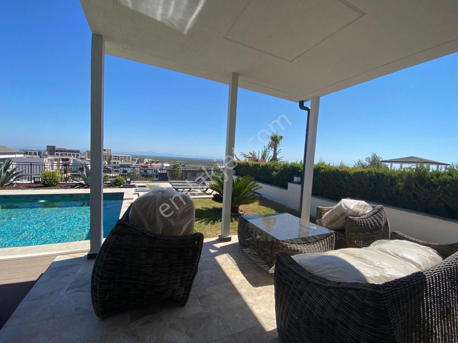 Didimde 500m2 Arsa İçerisinde Akıllı Sistemli Havuzlu 4+1 Ful Eşyalı Tam Müstakil Villamız Satışda - Görsel 3