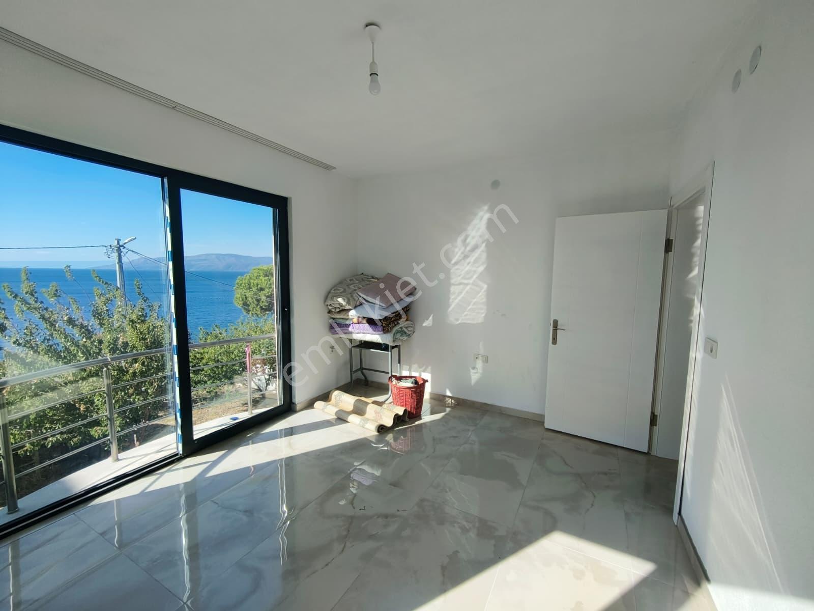 Erdek Narlı Deniz Manzaralı Tripleks Villa - Görsel 9