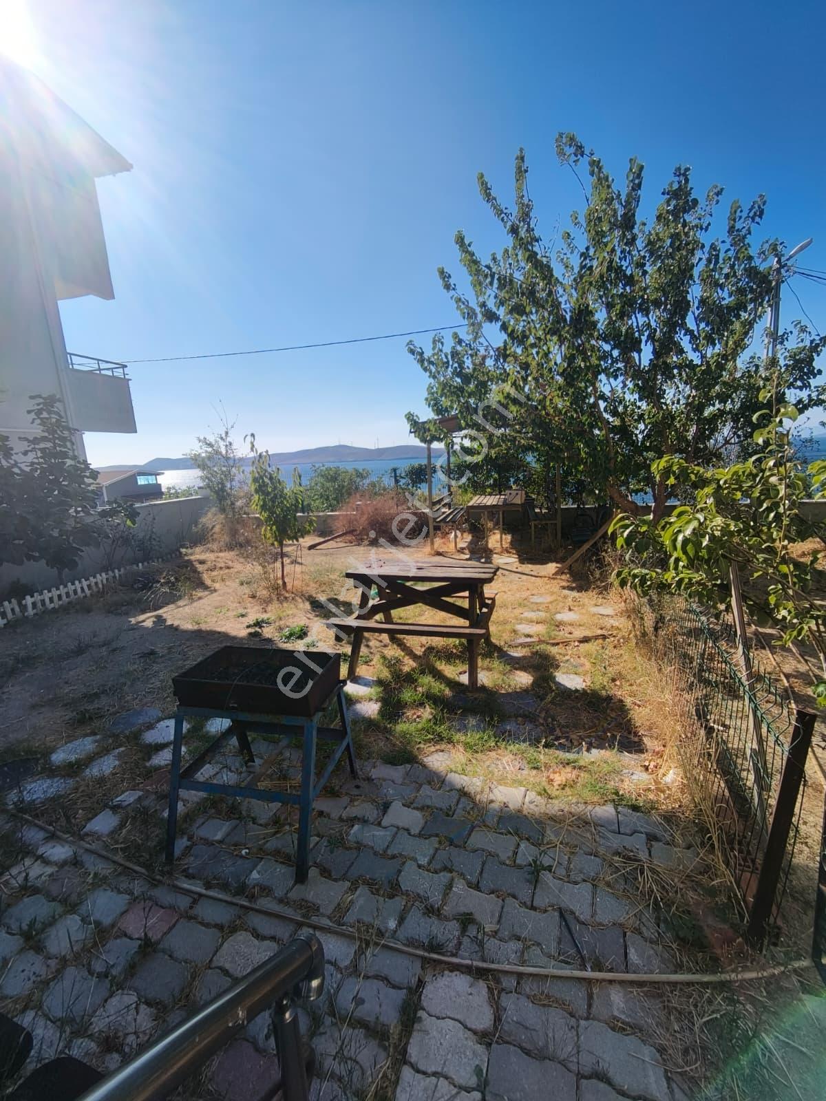 Erdek Narlı Deniz Manzaralı Tripleks Villa - Görsel 31