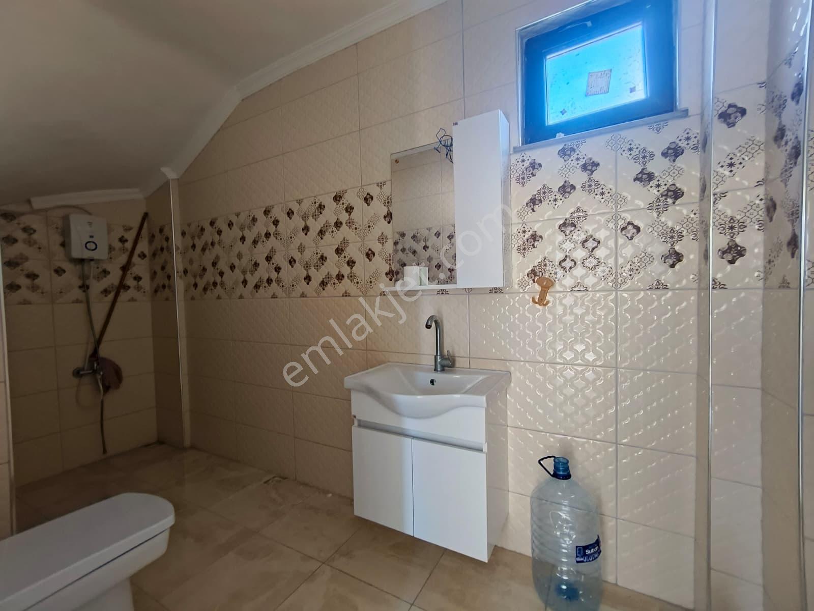 Erdek Narlı Deniz Manzaralı Tripleks Villa - Görsel 26