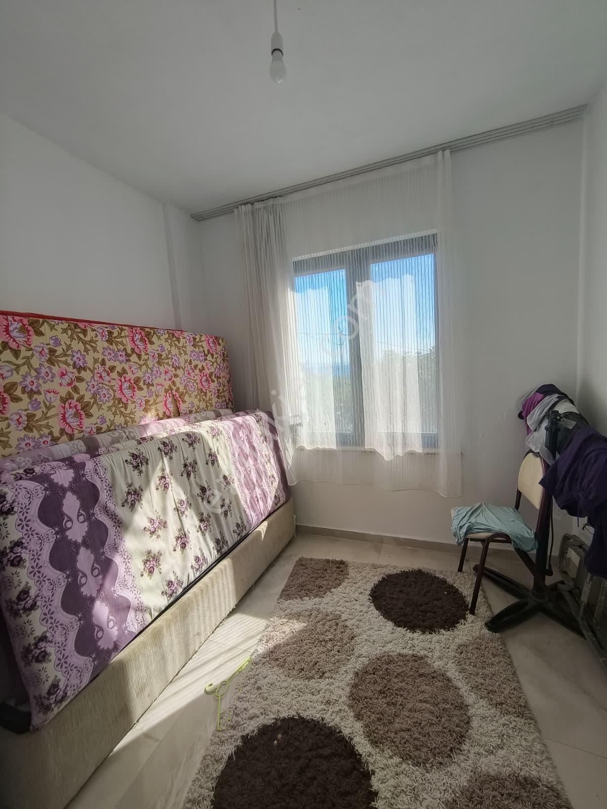 Erdek Narlı Deniz Manzaralı Tripleks Villa - Görsel 15