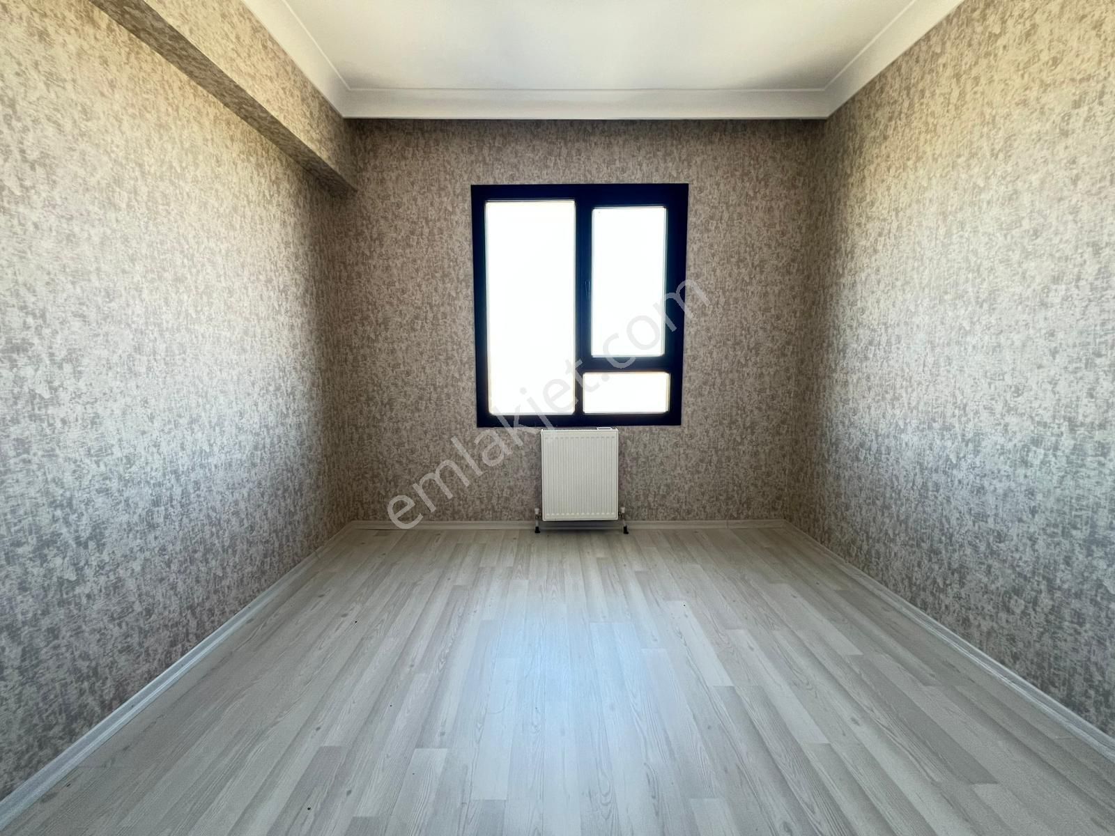 Engin Emlak'tan Merkezi Konumda Manzaralı 4+1 Site Dairesi - Görsel 13