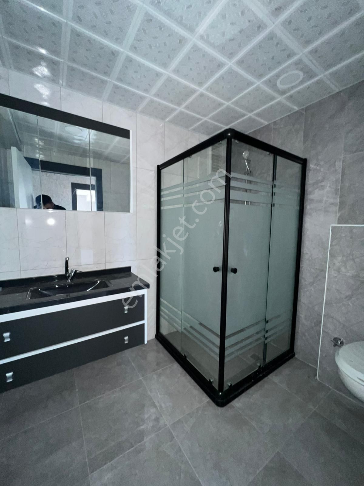 Engin Emlak'tan Merkezi Konumda Manzaralı 4+1 Site Dairesi - Görsel 27