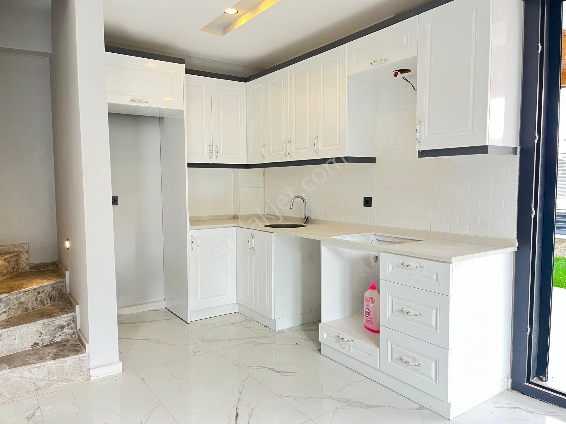 Seferihisar Doğanbeyde Satılık Sıfır Müstakil 3+1 Villa - Görsel 18