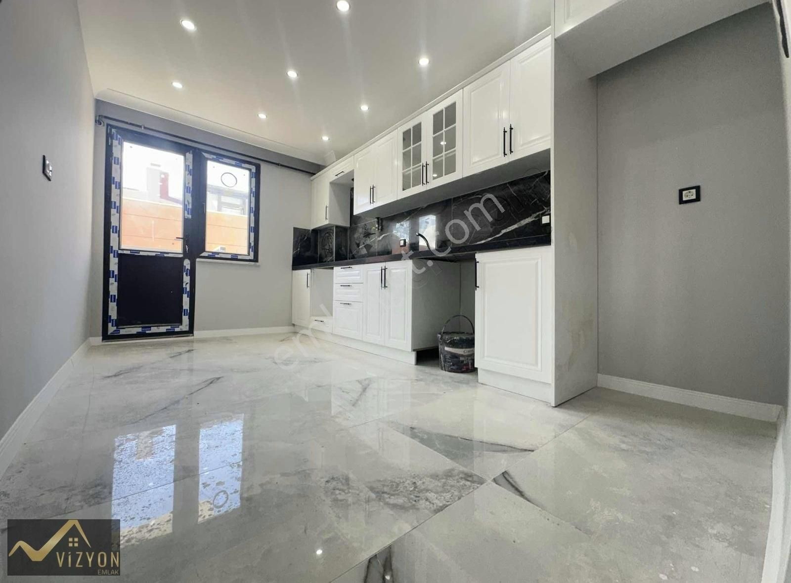 Vizyon Emlak'tan Fsm Caddesi Yakını Lüks 3+1 Arakat - Görsel 9