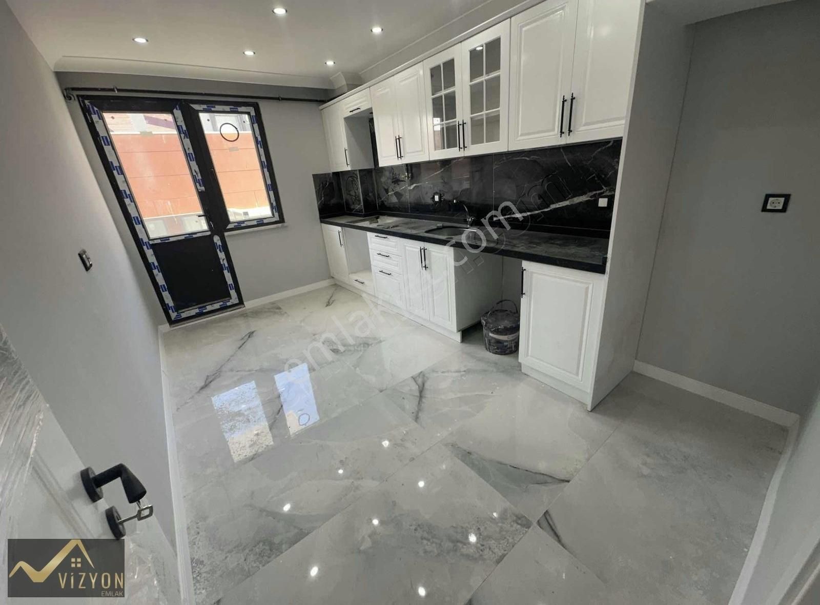 Vizyon Emlak'tan Fsm Caddesi Yakını Lüks 3+1 Arakat - Görsel 2