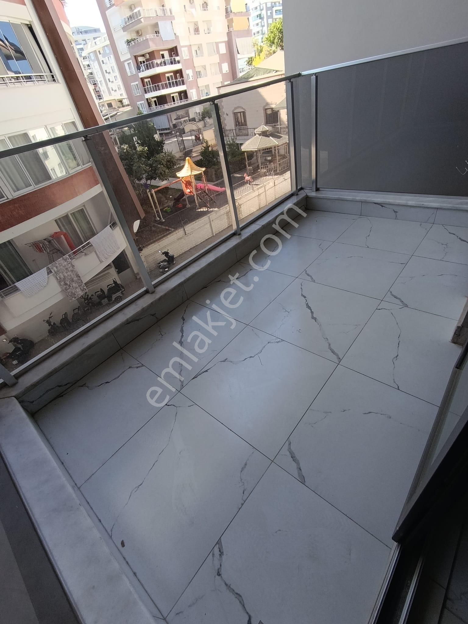 Alanya-mahmutlar Sıfır 1+1 Arakat 50 M² Açık Kapalı Havuz Fitnes Hamam İskan Var. - Görsel 11