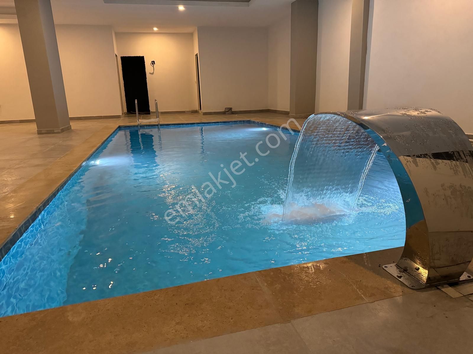 Alanya-mahmutlar Sıfır 1+1 Arakat 50 M² Açık Kapalı Havuz Fitnes Hamam İskan Var.