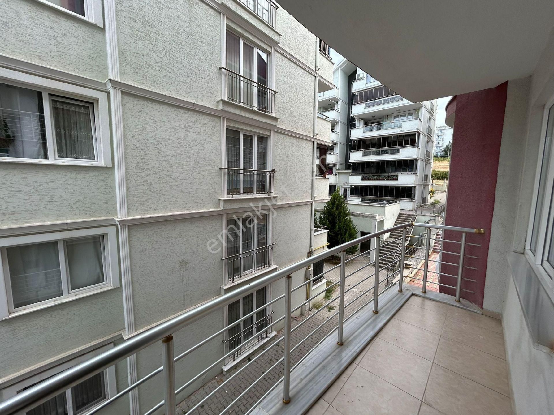 Aktürk Gayrimenkul'den Merkezi Konumda 2+1 Satılık Fırsat Daire - Görsel 10