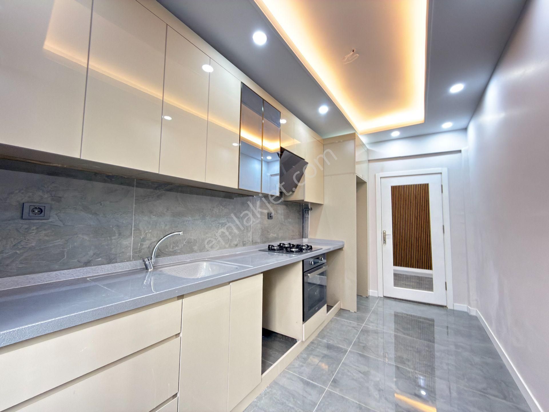 Kuyuyazı Cad Yakını 3+1 Bağımsız Kendine Ait Bahçeli Lüks Yapılı - Görsel 6