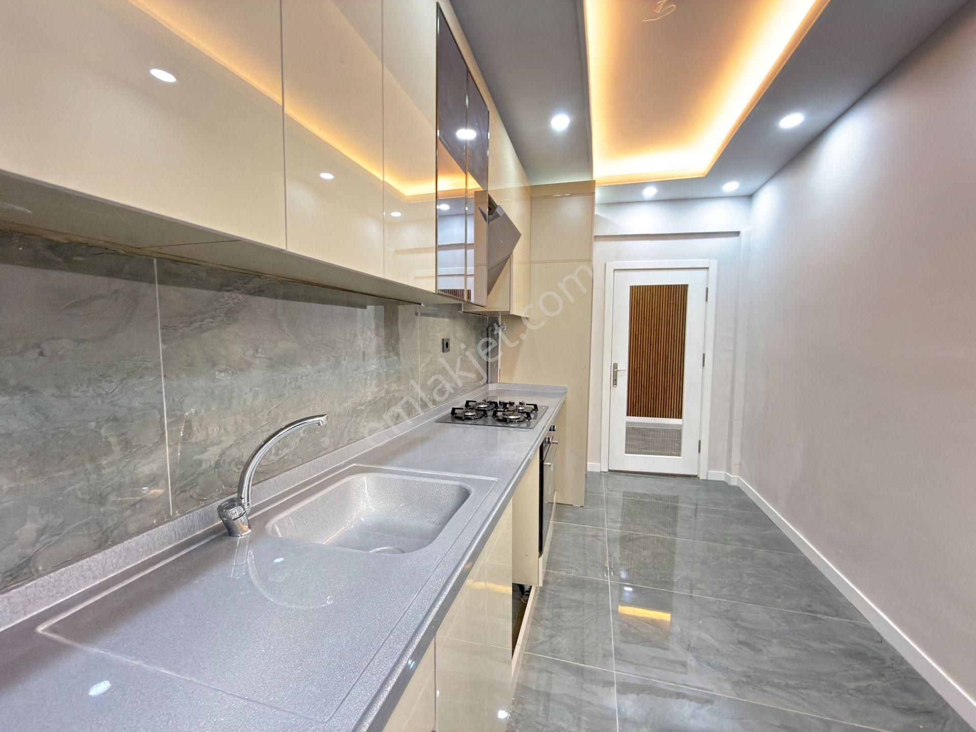 Kuyuyazı Cad Yakını 3+1 Bağımsız Kendine Ait Bahçeli Lüks Yapılı - Görsel 4