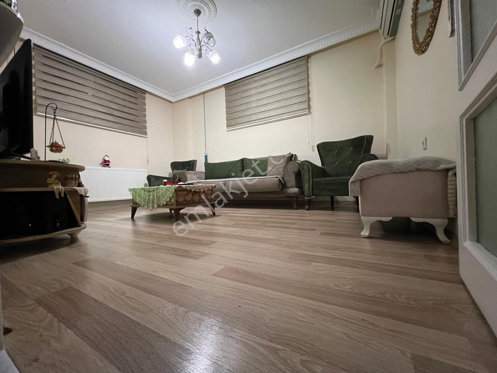 Zafer Mahallesinde Satılık 3+1 Daire İskanlı Güney Ve Batı Cephe - Görsel 2