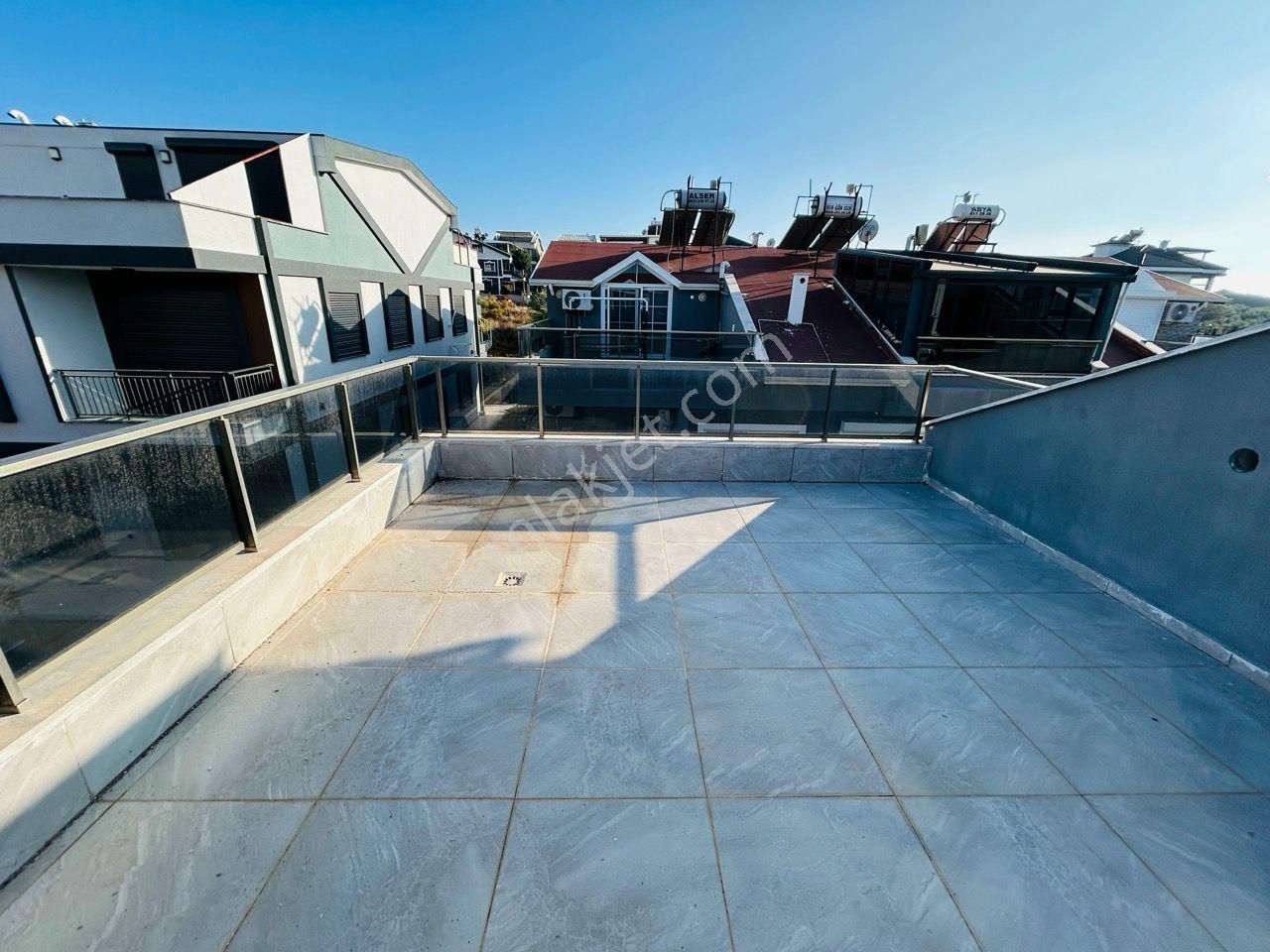 Didim'de Havuzlu Sitede Daire Fiyatına Villa 3+1 - Görsel 25