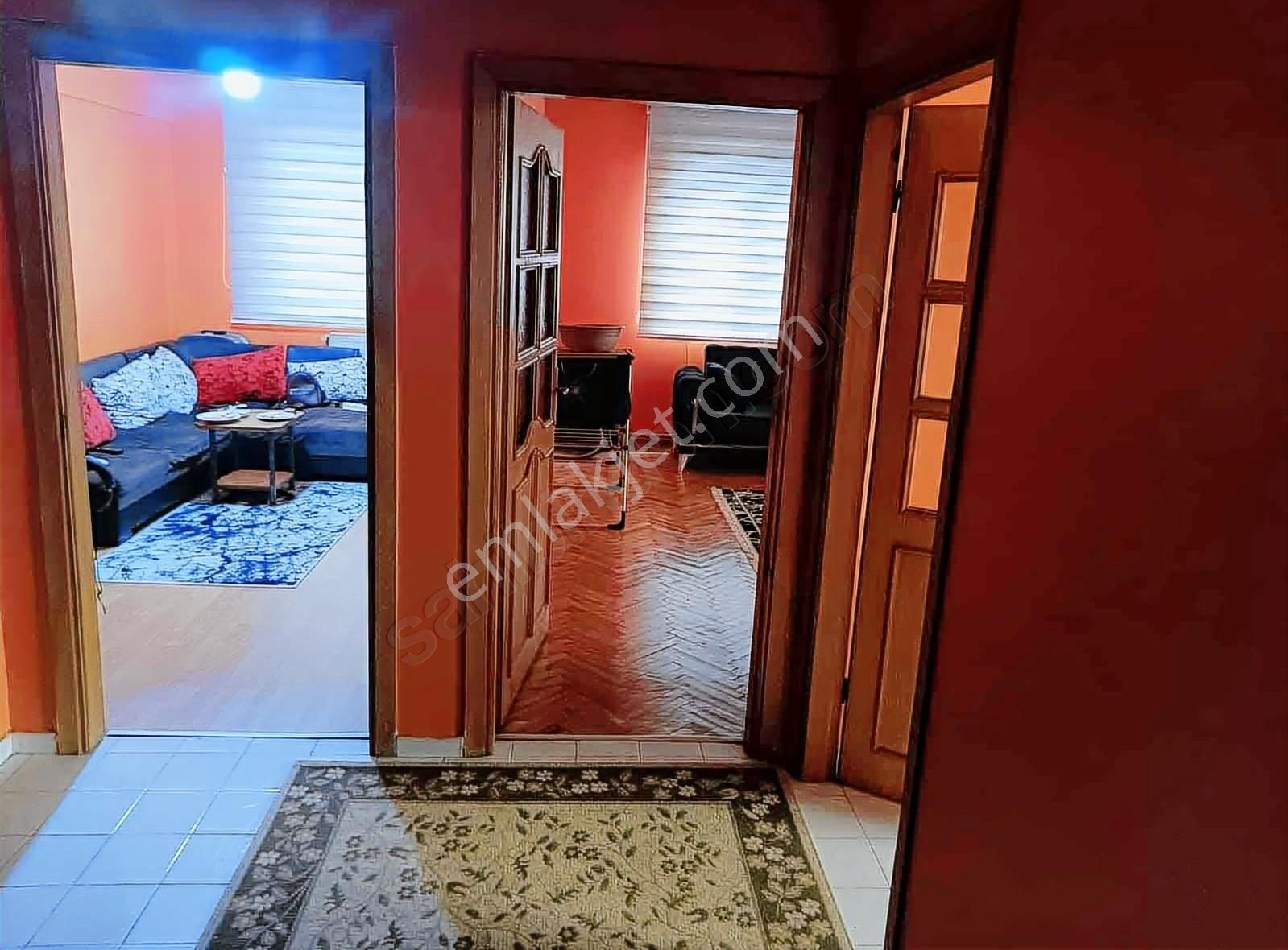 Erdoğan Emlaktan Satılık 2+1 Metrobüs Yakını Masrafsız Daire - Görsel 7