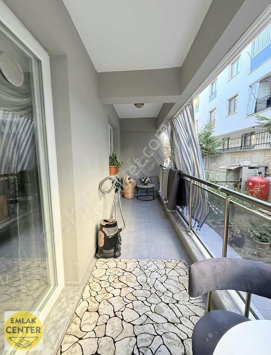 Emlak Center'dan Muradiye Mah Satılık 2+1 Bahçeli Balkonlu Daire - Görsel 19