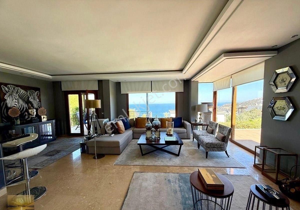 Deniz Kenarı Özel Plajlı Sitede Müstakil Villa 1 Dönüm Bahçeli Ev Bulunmaz Fırsat Bulunmaz Konum - Görsel 11