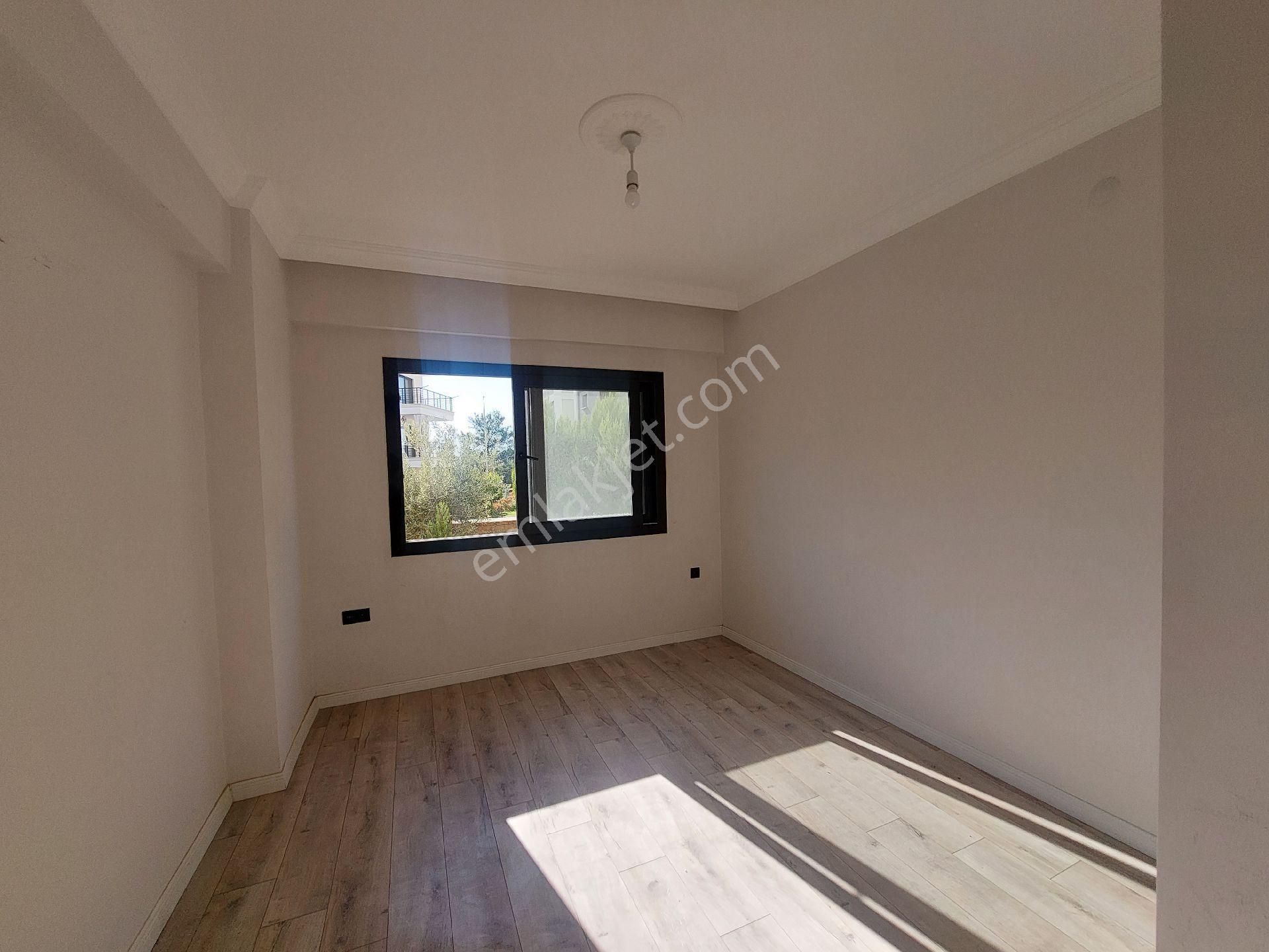 2+1 Site İçerisinde Havuzlu, Otoparklı Denize Yürüme Mesafesinde - Görsel 19