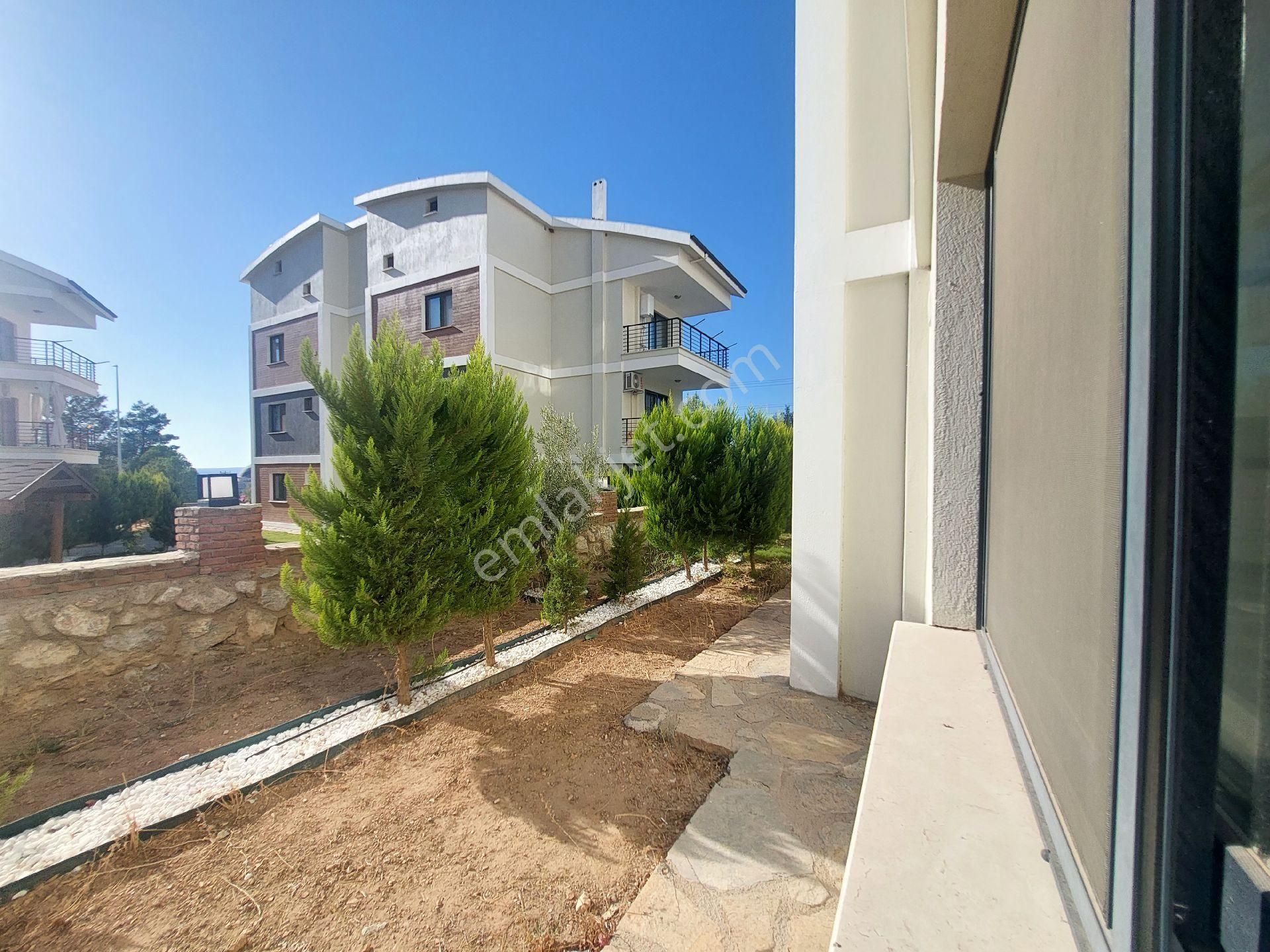 2+1 Site İçerisinde Havuzlu, Otoparklı Denize Yürüme Mesafesinde - Görsel 4