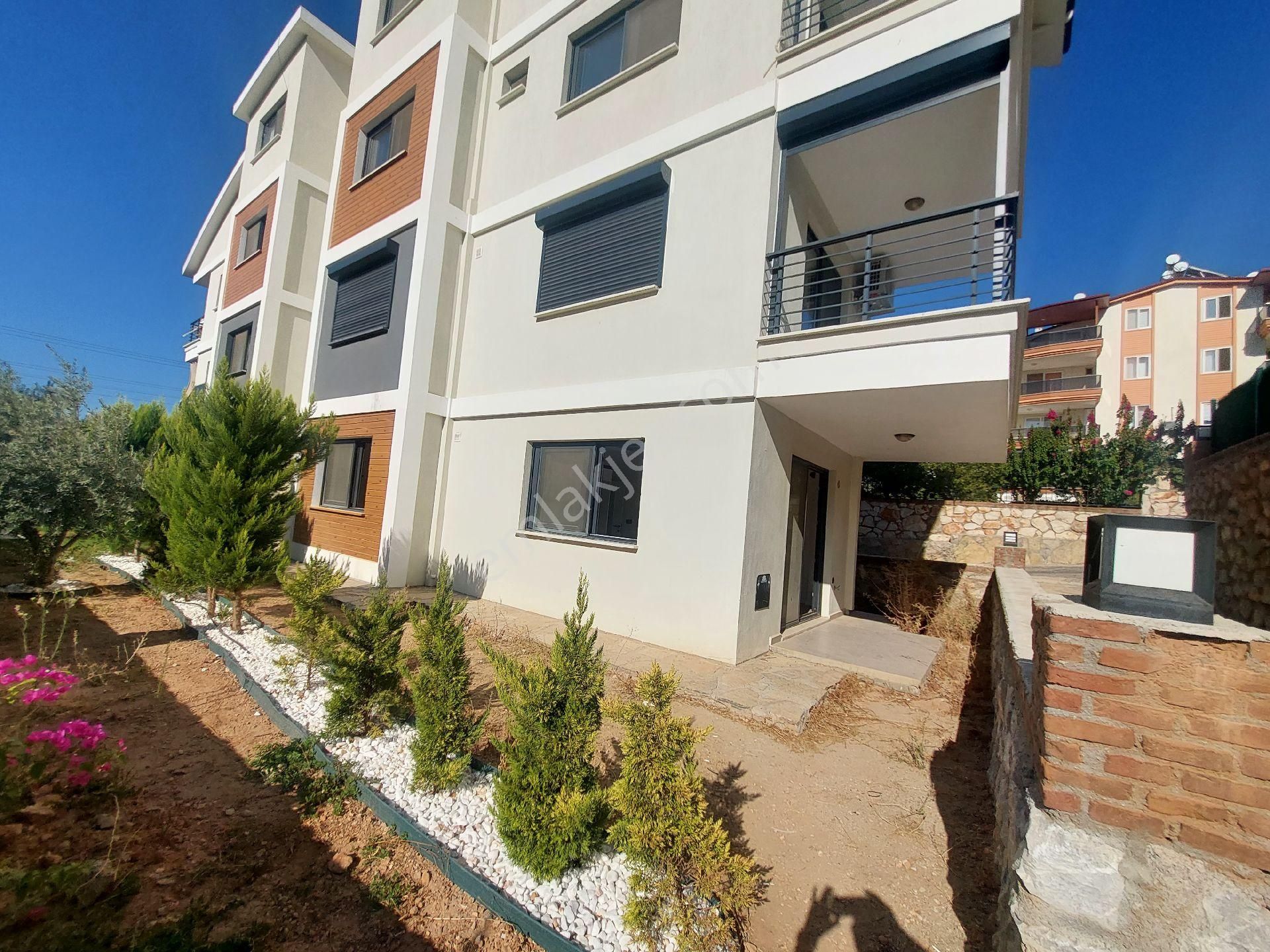 2+1 Site İçerisinde Havuzlu, Otoparklı Denize Yürüme Mesafesinde - Görsel 2