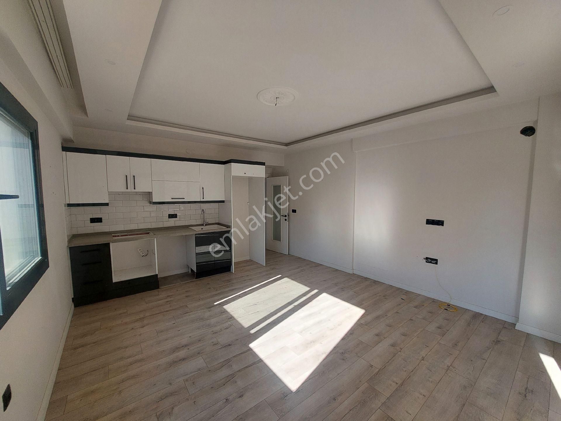 2+1 Site İçerisinde Havuzlu, Otoparklı Denize Yürüme Mesafesinde - Görsel 22