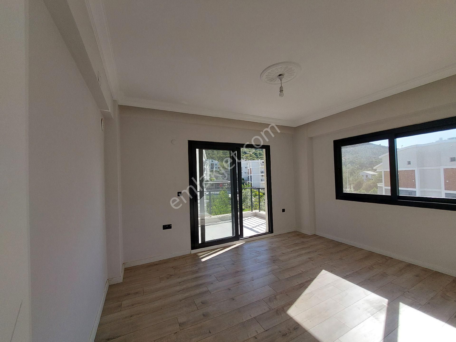 3+1 Dubleks Havuzlu, Otoparklı Site İçerisinde Denize Maksimum 1km Market Vebpaza - Görsel 5