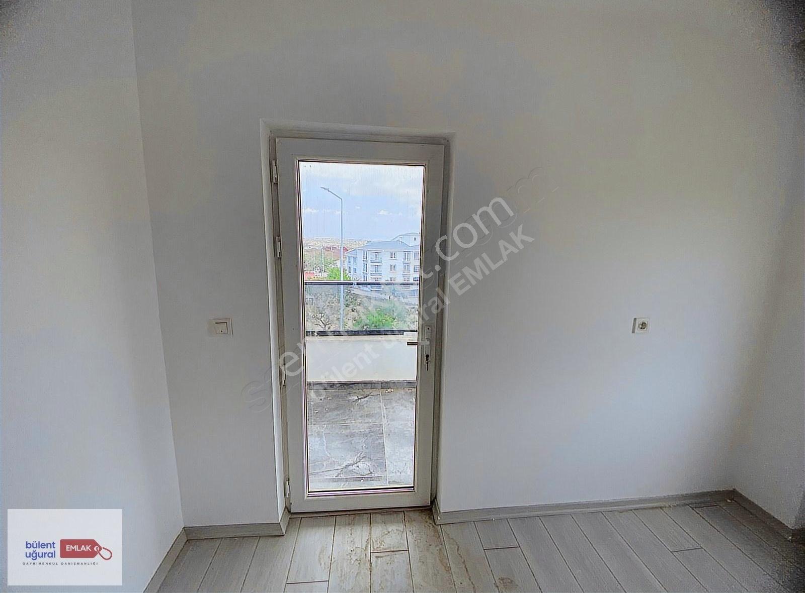 15 Temmuz Mah. 'de İçinde Kiracısı Hazır Satılık 2+1 - Görsel 23