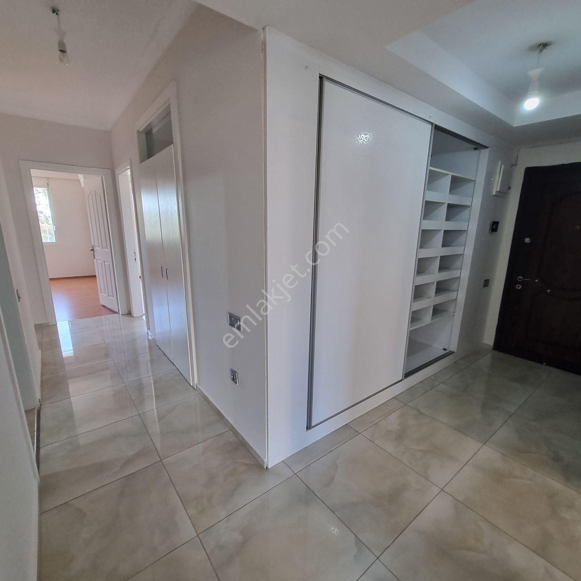 Mavişehir’in En Elit Sitesi Karya Evlerinde Havuz Manzaralı Kiracısız Satılık 3+1 Daire - Görsel 15