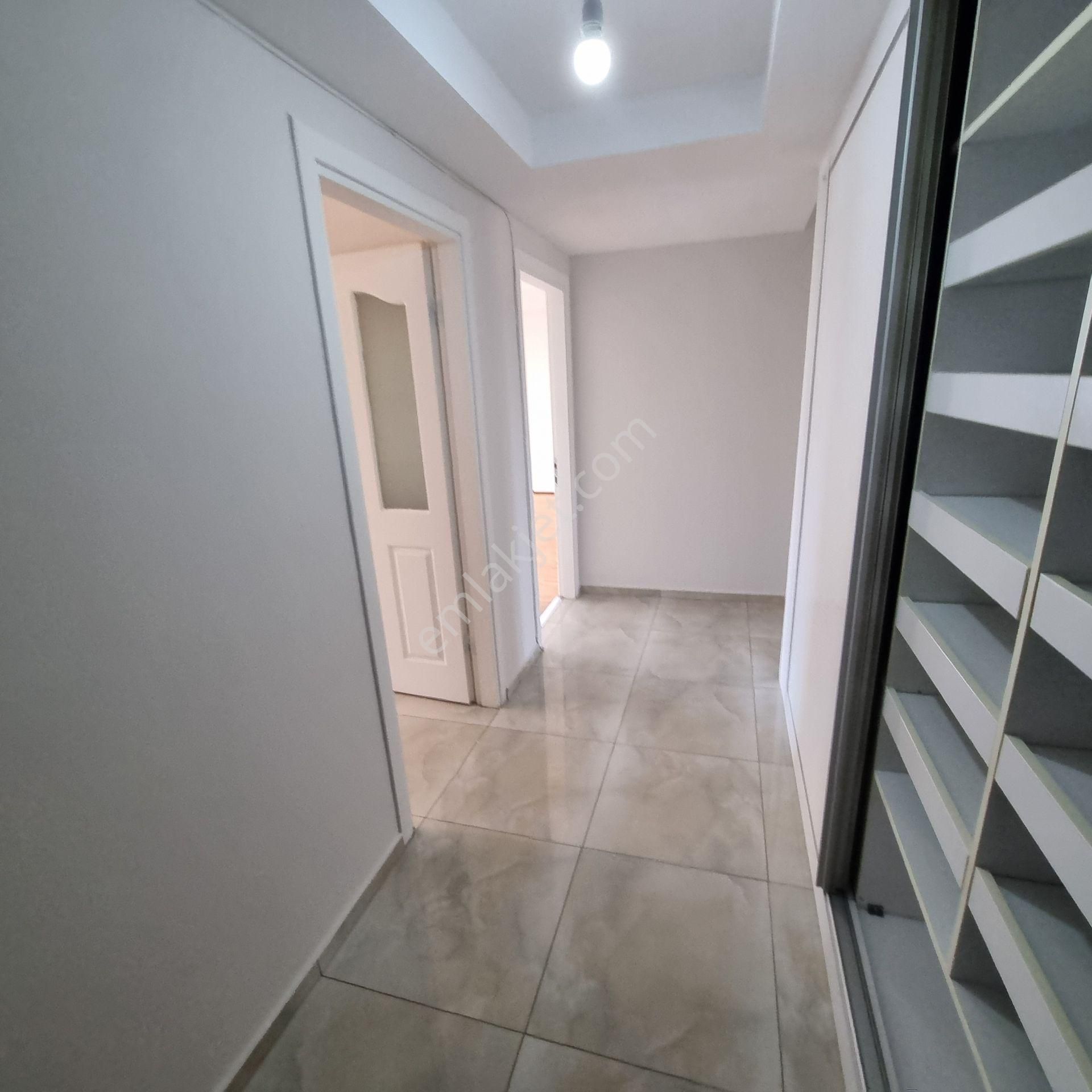 Mavişehir’in En Elit Sitesi Karya Evlerinde Havuz Manzaralı Kiracısız Satılık 3+1 Daire - Görsel 3