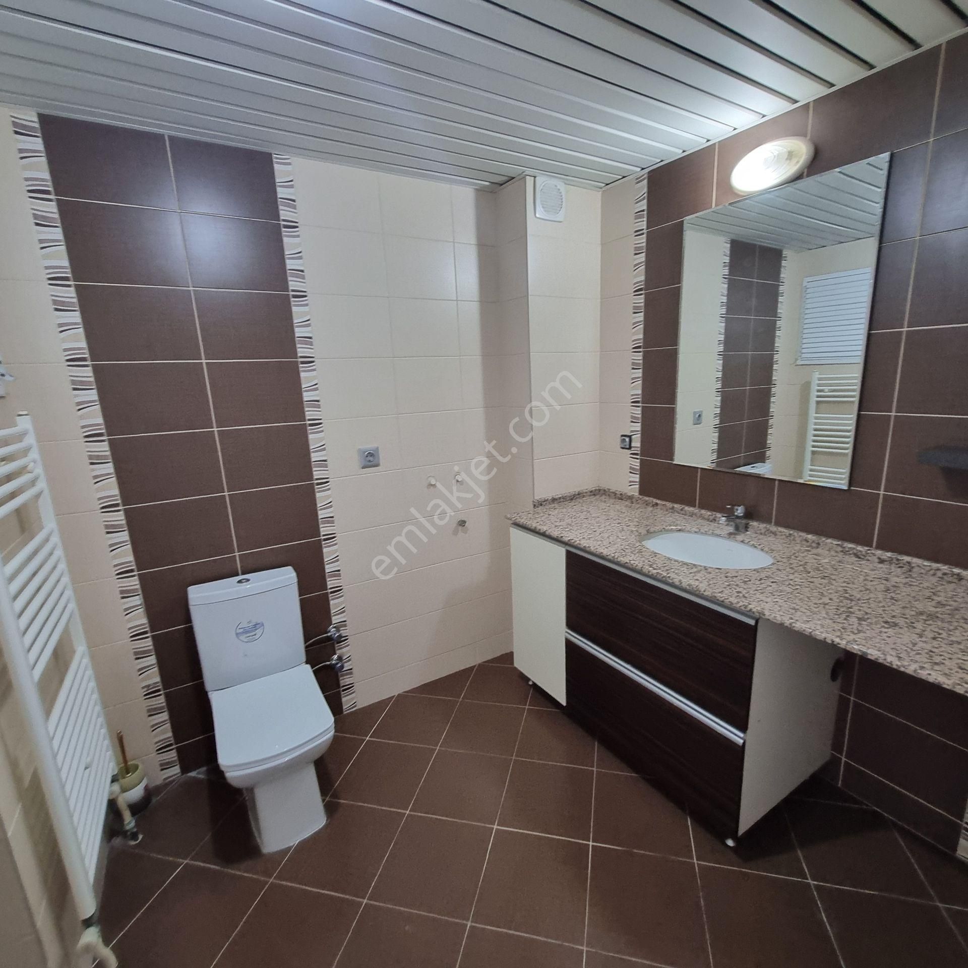 Mavişehir’in En Elit Sitesi Karya Evlerinde Havuz Manzaralı Kiracısız Satılık 3+1 Daire - Görsel 16