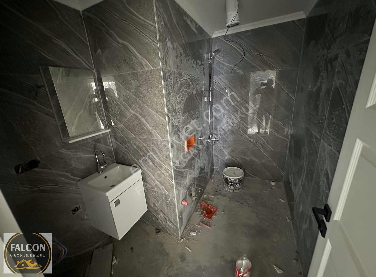 Falcon'dan Yeni Mahallede Geniş Ve Ferah 2+1 - Görsel 6