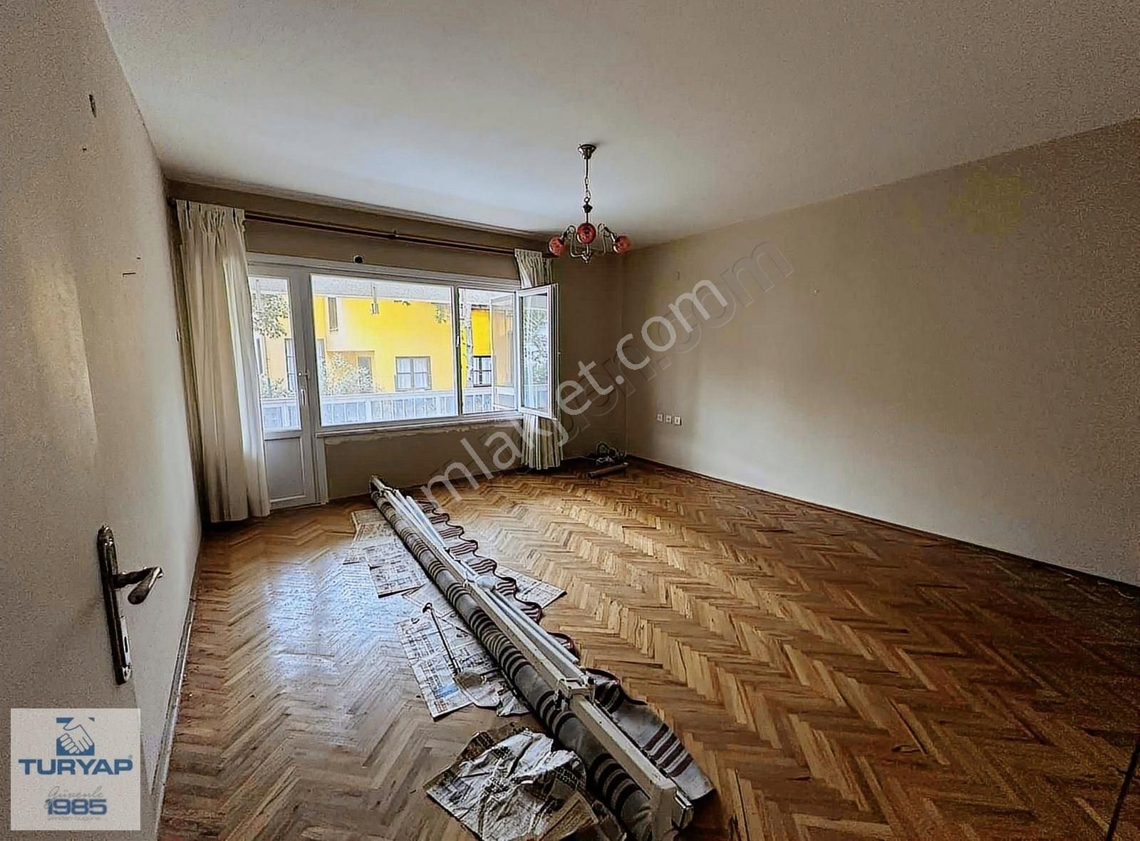 Çiftlikköy Sahilde Deniz Manzaralı Satılık Daire - Görsel 11