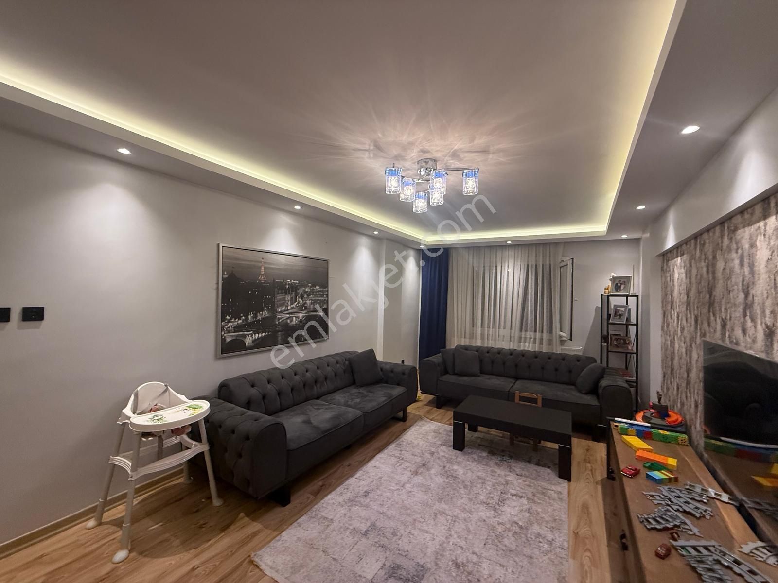 Şemsipaşada Tramvayın Dibinde Acil Satılık 3+1 Fırsat Daire!!! - Görsel 4