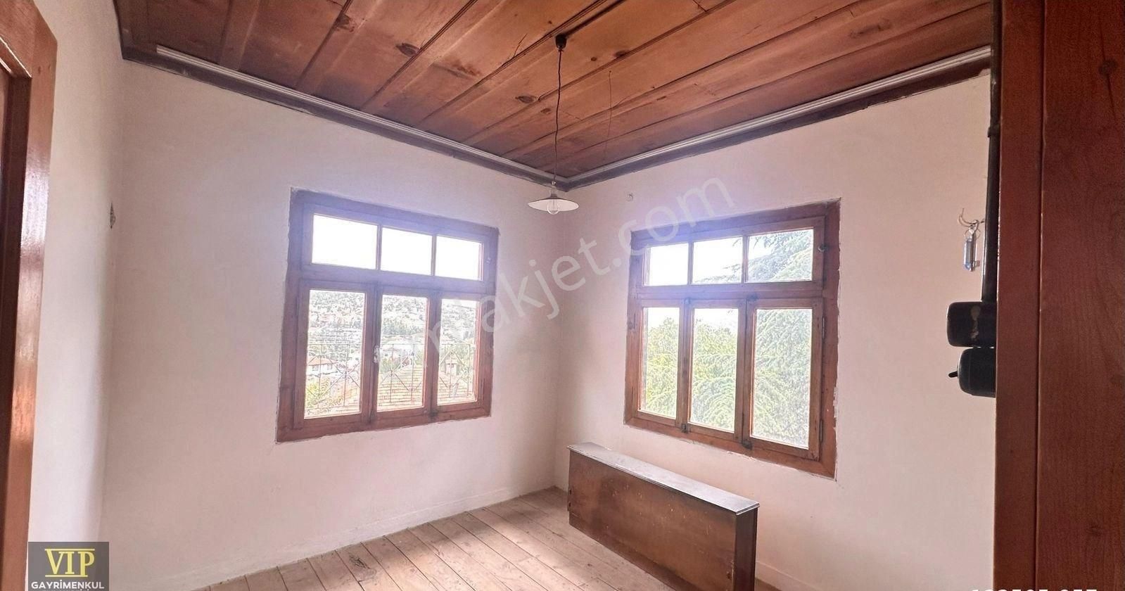 Vip Gayrimenkul'den Karyağdı Mah.2 Katlı Bahçeli Müstakil Ev - Görsel 5