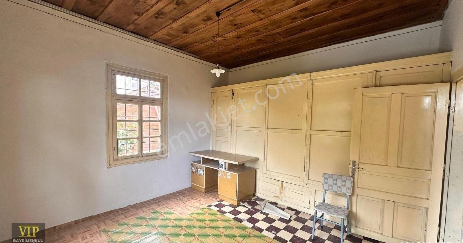 Vip Gayrimenkul'den Karyağdı Mah.2 Katlı Bahçeli Müstakil Ev - Görsel 6