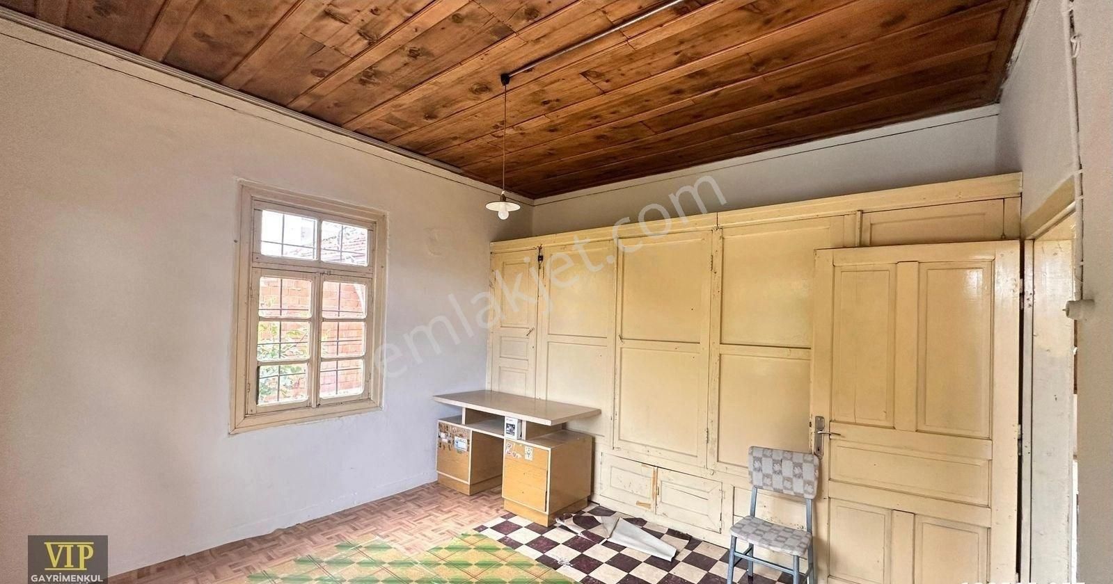 Vip Gayrimenkul'den Karyağdı Mah.2 Katlı Bahçeli Müstakil Ev - Görsel 15