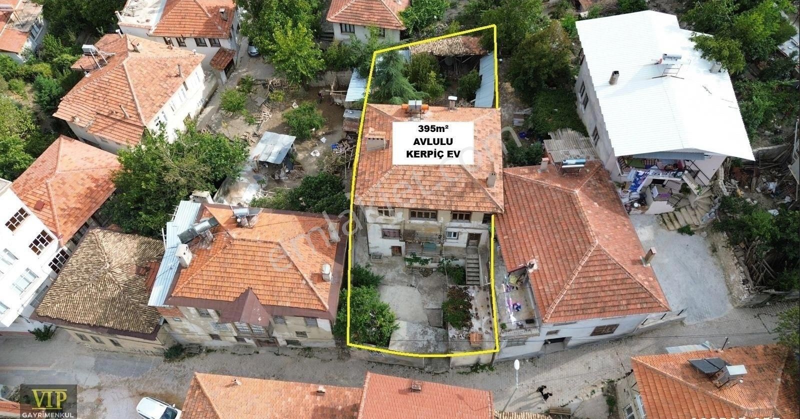 Vip Gayrimenkul'den Karyağdı Mah.2 Katlı Bahçeli Müstakil Ev - Görsel 23