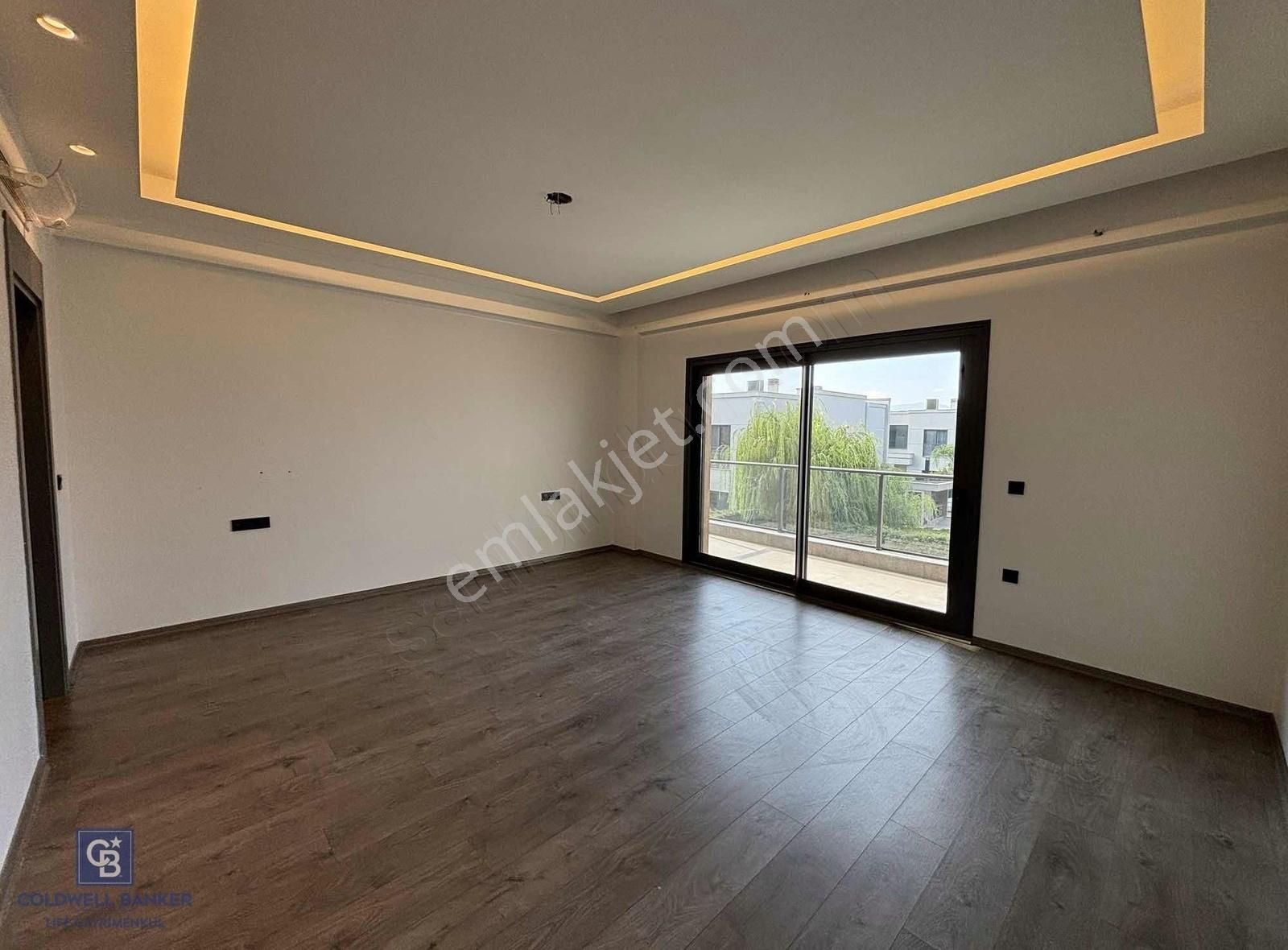 Sasalıda 5+1 Müstakil Havuzlu Kiralık Villa - Görsel 22