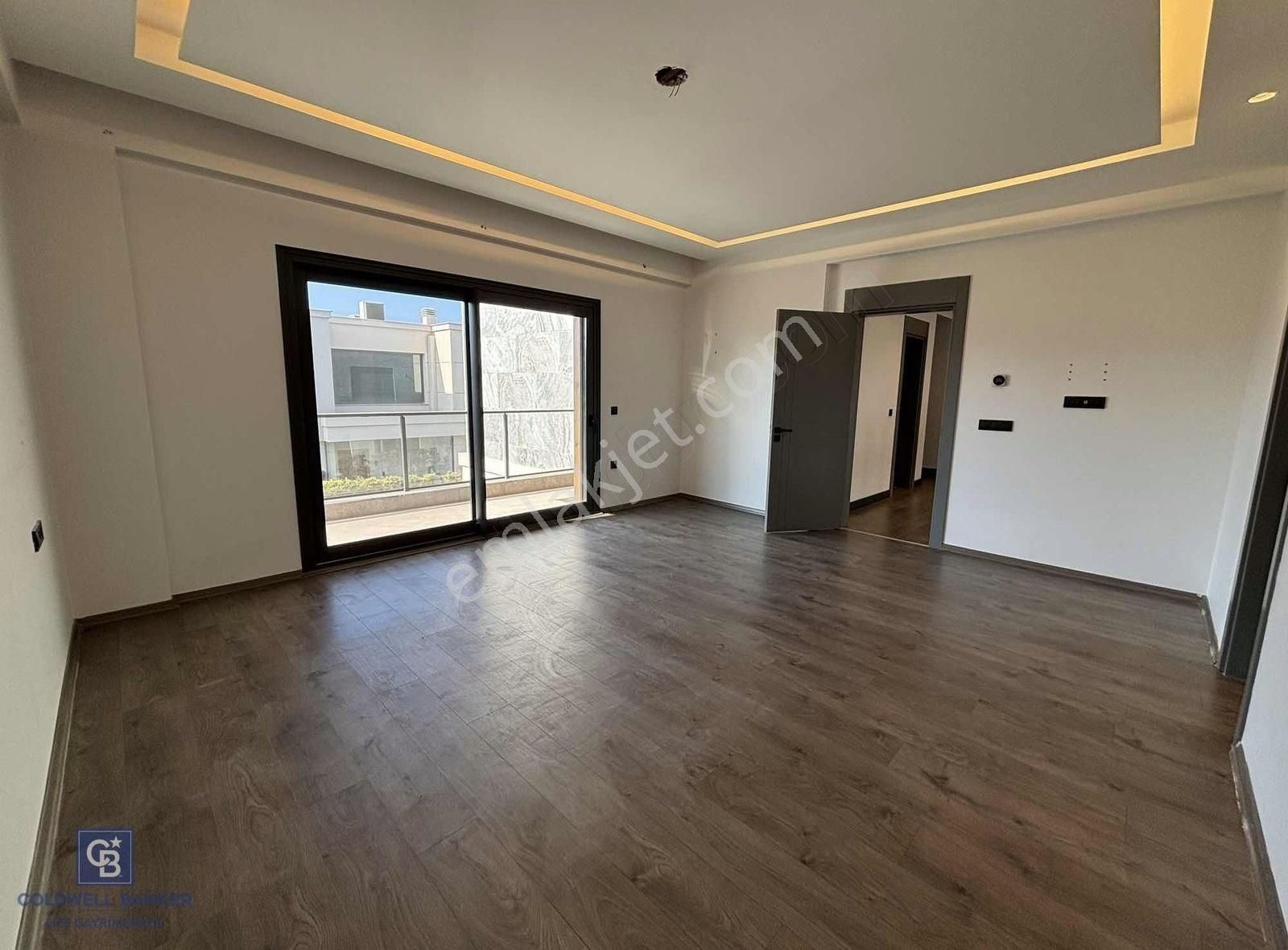 Sasalıda 5+1 Müstakil Havuzlu Kiralık Villa - Görsel 26