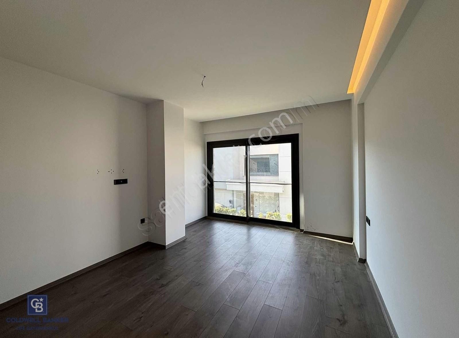 Sasalıda 5+1 Müstakil Havuzlu Kiralık Villa - Görsel 9